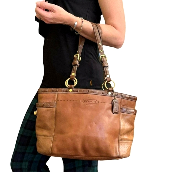 Coach Handbags - Coach Soft Brown Leather Tote Coach Perfect For Everyday Outing